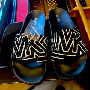 Micheal Micheal Kors slides